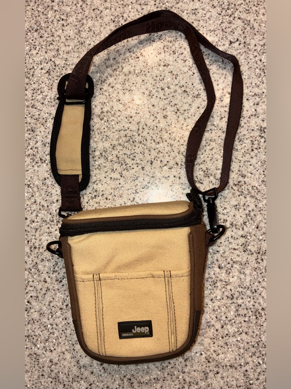 Jeep Digipouch